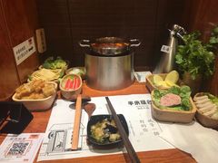 -独食火锅·半米屋台(直营总店)