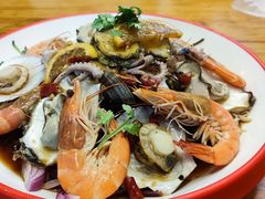 -老东镇啤酒屋海鲜加工·蒸汽海鲜·海鲜烧烤(台东店)