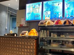 -杨小贤(东融国际影城店)