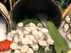 -领鲜活海鲜榴莲自助火锅(东门店)