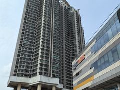 -东荟城名店仓