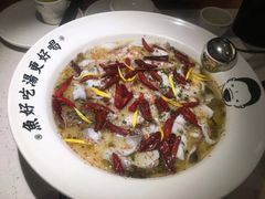 -江渔儿酸菜鱼·拔草餐厅(虎门君乐汇店)
