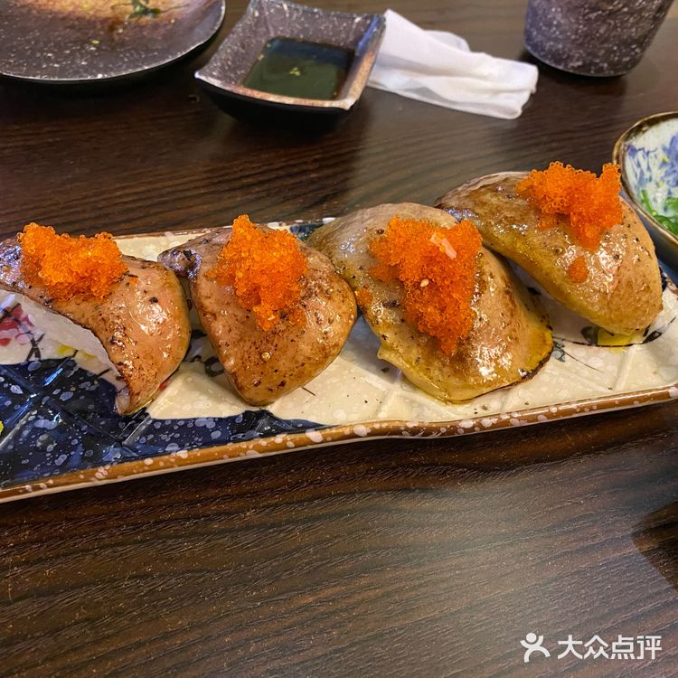 太热了又拿来冰水降温，也没有不耐烦