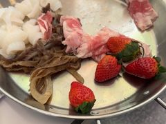 -捞小鲜虾滑海鲜自助火锅(嵊州吾悦店)