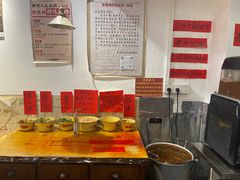-柳州肥姨妈大骨螺蛳粉(江宁万达店)