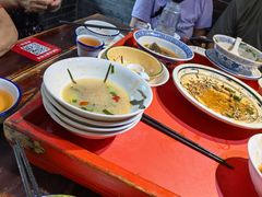 -蓝田九大碗民俗食府(蓝田店)