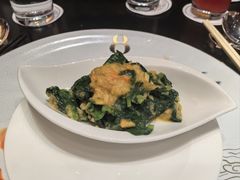 蟹粉扒豆苗-8餐厅(新葡京酒店)