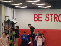 -悦动体能篮球羽毛球网球(三里河店)