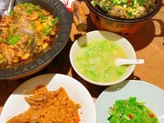 -聚鑫朋酸菜肥肠(文艺路口店)