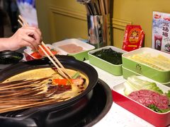 -钢管厂五区小郡肝串串香(奥克斯广场锦城万达店)