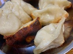 -黄阿姨锅贴大王(万航渡路店)