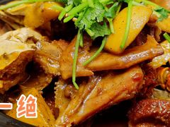 大闸蟹焖鸽子-聚福宝合苑食府(南头镇店)