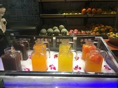 -领鲜活海鲜榴莲自助火锅(东门店)