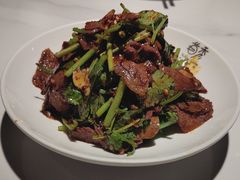 -江渔儿酸菜鱼(万科东荟城店)