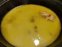 -鲜入围煮花胶鸡海鲜火锅