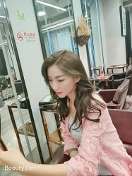 -Miracle集简美发沙龙