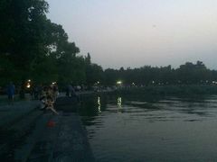android_upload_pic-西湖游船