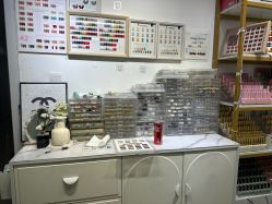 -尤米一站式美甲美睫