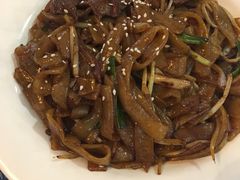 -新大咀港式茶餐厅(宝山万达店)