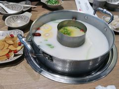 -江小渔鲜鱼火锅(冠亚星城店)