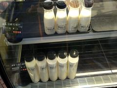 自酿老酸奶-啊噗吐呦现场烘焙(麦凯乐店)