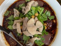 -朱大嘴肥肠血旺(福字街店)
