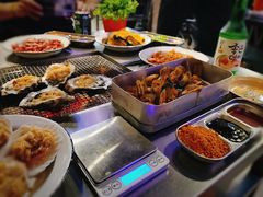 -马路牙子烧烤音乐酒馆(望京店)