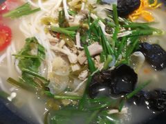 -蒙小妹骨汤饭.米线(新光路店)