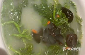 Steamed Mulberry Shoots in Superior Broth