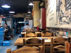 大堂-疯狂牛骨饸饹面(光华路店)