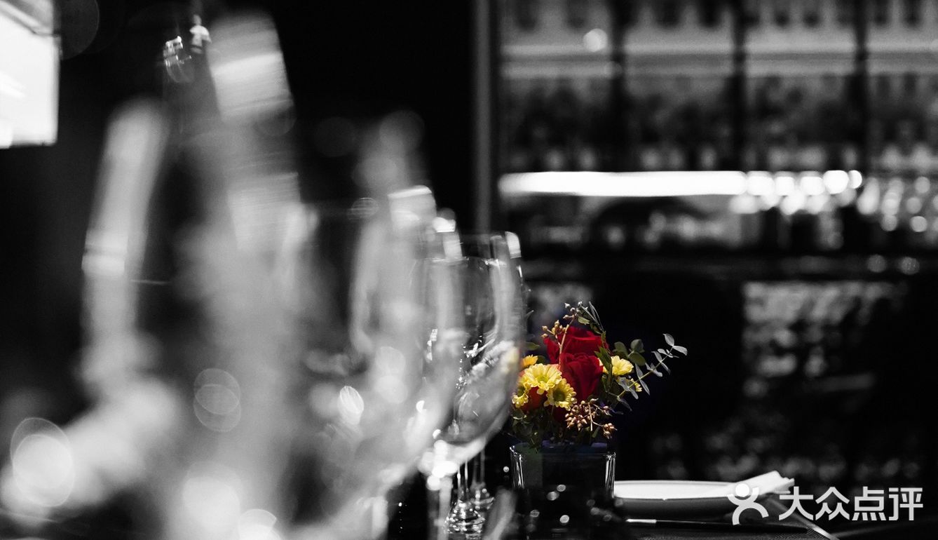 亲爱的，你来看看这间餐厅 是我喜欢的模样