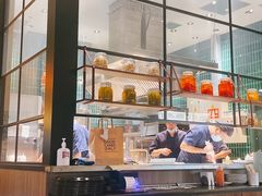 面包甜点陈列柜-MOMENTI手工意面(晶耀前滩店)