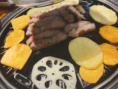 -唯成•韩国炭火烤肉 유성고기