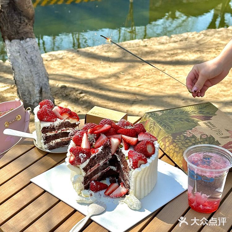 北京！！在山桃花里吃到了人生蛋糕！！