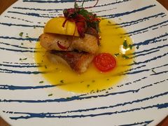 香煎深海比目鱼-Golden Lily河内巴黎法越料理餐厅(建国西路店)