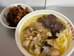 -文山荷鲜居(翠湖店)