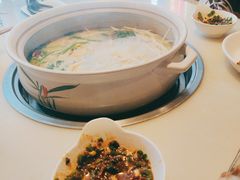 -小骨煲金华砂锅(转塘金街美地店)