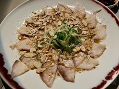 -穹六人间 people 6(岳阳路店)