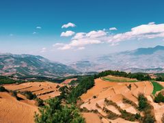 -红土地风景区