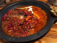 -黄潇洒老火锅(九眼桥宏济巷店)
