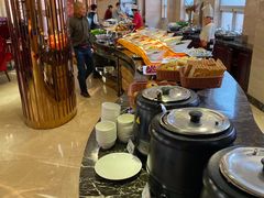 -润增大酒店自助餐厅