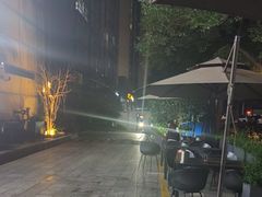 -麦凯伦烧烤·精酿超级工厂店(金桥总店)