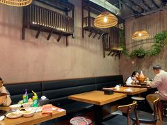 -炉小二铜锅牛蛙•川湘菜(三里屯店)