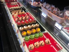 -Salon de The de Joel Robuchon(外滩18号店)