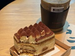 -星巴克臻选(青岛麦凯乐分店)