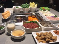 -海底捞火锅鲜切牛肉主题店(长寿路店)