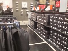 -王府井奥莱临潼小镇(临潼店)