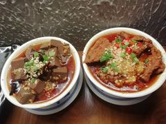 -炉小二铜锅牛蛙•川湘菜(三里屯店)