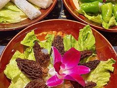 -憨孃孃·重庆老火锅(红山黑金店)