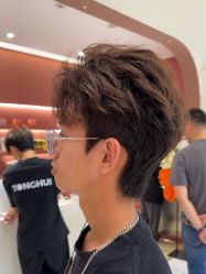 -童辉造型